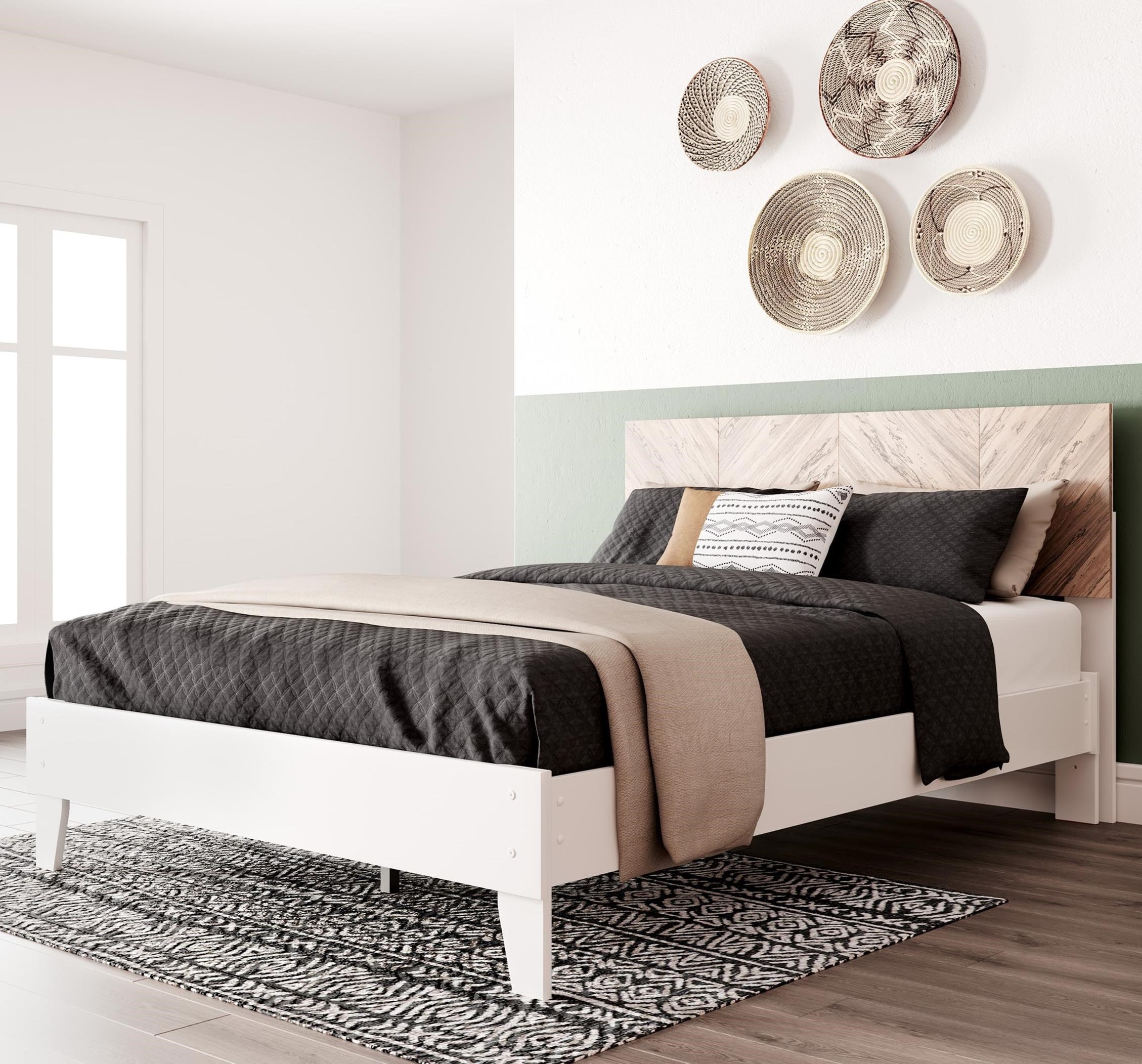 Signature Design by Ashley Piperton EB1221B5 Queen Panel Platform Bed